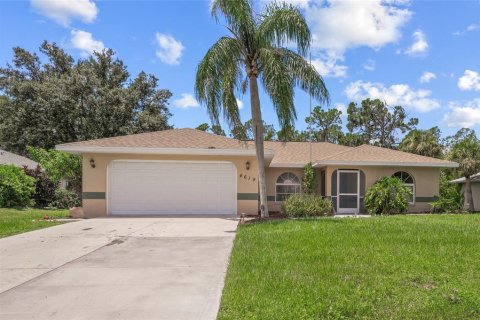 Villa ou maison à vendre à North Port, Floride: 3 chambres, 133.59 m2 № 1285980 - photo 2