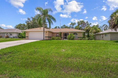 Villa ou maison à vendre à North Port, Floride: 3 chambres, 133.59 m2 № 1285980 - photo 1