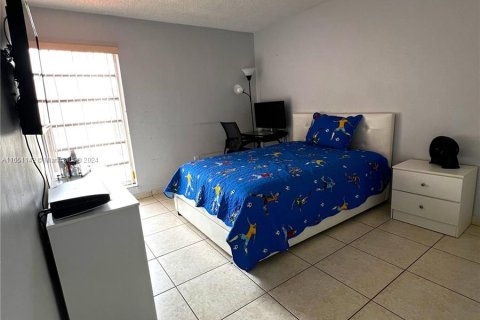 Copropriété à vendre à Hialeah, Floride: 3 chambres, 105.91 m2 № 1333216 - photo 30