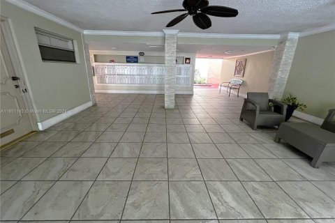 Copropriété à vendre à Hialeah, Floride: 3 chambres, 105.91 m2 № 1333216 - photo 4