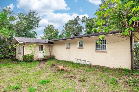 House in DeLand, Florida 3 bedrooms, 120.68 sq.m. № 1433558 - photo 23