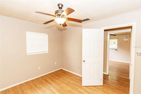 House in DeLand, Florida 3 bedrooms, 120.68 sq.m. № 1433558 - photo 17