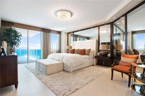 Condominio en venta en Hollywood, Florida, 3 dormitorios, 284.47 m2 № 843641 - foto 19