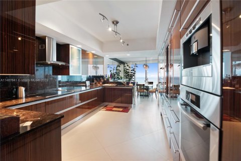 Condominio en venta en Hollywood, Florida, 3 dormitorios, 284.47 m2 № 843641 - foto 28