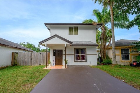 Villa ou maison à vendre à Florida City, Floride: 3 chambres, 115.2 m2 № 1325846 - photo 1