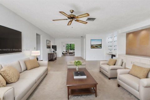 Casa en venta en Delray Beach, Florida, 3 dormitorios, 178.09 m2 № 1325847 - foto 1