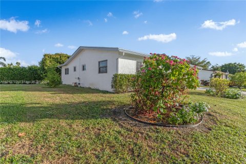 Villa ou maison à vendre à Delray Beach, Floride: 3 chambres, 178.09 m2 № 1325847 - photo 6