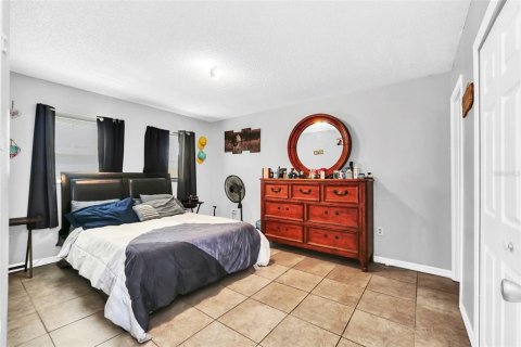 Condo in Orlando, Florida, 3 bedrooms  № 1402342 - photo 11