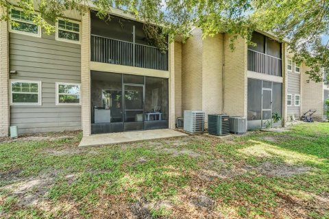 Condo in Orlando, Florida, 3 bedrooms  № 1402342 - photo 21