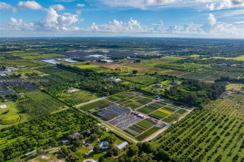 Terreno en venta en Miami, Florida № 1380484 - foto 8