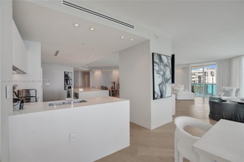 Condominio en venta en Hollywood, Florida, 3 dormitorios, 284.47 m2 № 1380448 - foto 17