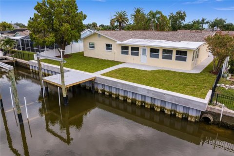 Villa ou maison à vendre à Tampa, Floride: 3 chambres, 198.44 m2 № 1336022 - photo 28