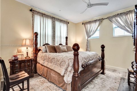 Villa ou maison à vendre à Sunrise, Floride: 4 chambres, 294.69 m2 № 980357 - photo 30