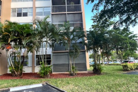 Condominio en venta en Pembroke Pines, Florida, 2 dormitorios, 104.05 m2 № 720270 - foto 6