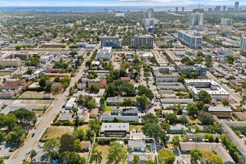 Terreno en venta en Hollywood, Florida № 1227642 - foto 20