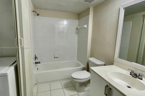 Condo in Homestead, Florida, 3 bedrooms  № 1357293 - photo 10