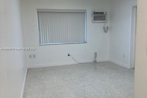 House in Miami, Florida 1 bedroom, 60.39 sq.m. № 1357291 - photo 7