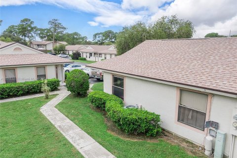 Touwnhouse à vendre à St. Lucie, Floride: 2 chambres, 93.37 m2 № 1356756 - photo 26