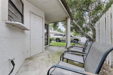 Touwnhouse à vendre à St. Lucie, Floride: 2 chambres, 93.37 m2 № 1356756 - photo 20