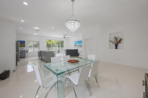 Casa en alquiler en Wellington, Florida, 3 dormitorios, 181.35 m2 № 888174 - foto 21