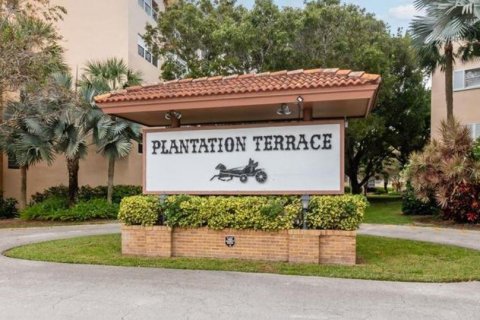 Condominio en venta en Plantation, Florida, 2 dormitorios, 115.38 m2 № 888083 - foto 1
