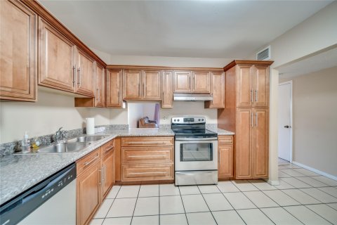 Condominio en venta en Plantation, Florida, 2 dormitorios, 115.38 m2 № 888083 - foto 30