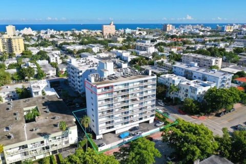 Copropriété à vendre à Miami Beach, Floride: 1 chambre, 74.32 m2 № 1228293 - photo 8