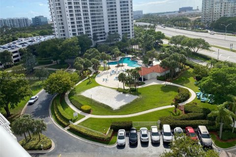 Copropriété à vendre à Aventura, Floride: 2 chambres, 98.66 m2 № 1239717 - photo 1