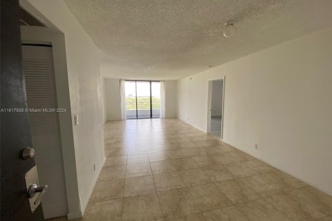 Copropriété à vendre à Aventura, Floride: 2 chambres, 98.66 m2 № 1239717 - photo 3