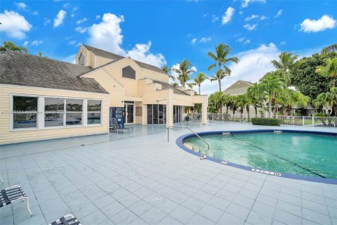 Condominio en venta en Oakland Park, Florida, 2 dormitorios, 94.76 m2 № 1189412 - foto 1