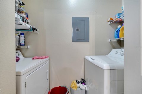 Condo in Orlando, Florida, 3 bedrooms  № 1336811 - photo 22