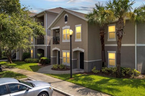 Condo in Orlando, Florida, 3 bedrooms  № 1336811 - photo 1