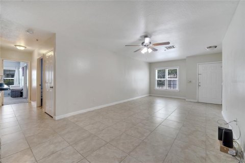 Condo in Orlando, Florida, 3 bedrooms  № 1336811 - photo 13