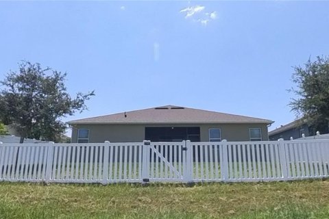 Villa ou maison à vendre à Kissimmee, Floride: 4 chambres, 220.55 m2 № 1336848 - photo 20