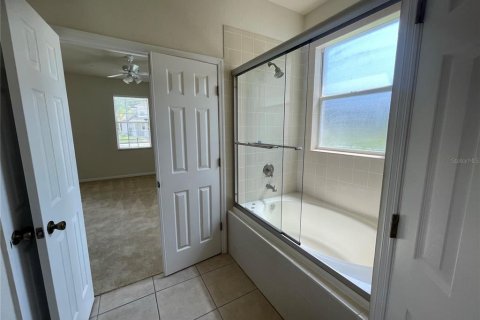 Villa ou maison à vendre à Kissimmee, Floride: 6 chambres, 215.81 m2 № 1336812 - photo 17