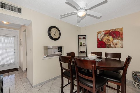 Copropriété à vendre à Lauderdale Lakes, Floride: 1 chambre, 71.35 m2 № 1160553 - photo 29