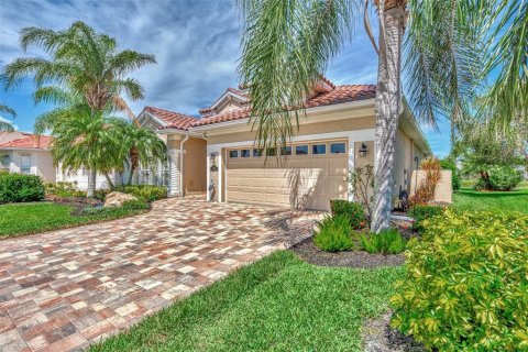 Villa ou maison à vendre à North Port, Floride: 2 chambres, 168.06 m2 № 1148916 - photo 2