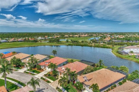 Villa ou maison à vendre à North Port, Floride: 2 chambres, 168.06 m2 № 1148916 - photo 4