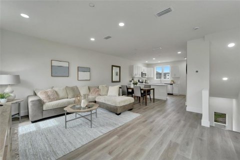 Touwnhouse à vendre à Tampa, Floride: 2 chambres, 121.14 m2 № 1359816 - photo 21