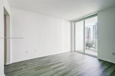 Copropriété à vendre à Miami, Floride: 2 chambres, 102.29 m2 № 1356818 - photo 11