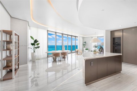 Copropriété à vendre à Sunny Isles Beach, Floride: 4 chambres, 281.77 m2 № 1356820 - photo 4