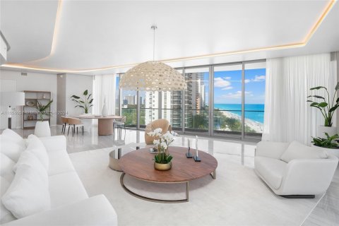 Condominio en venta en Sunny Isles Beach, Florida, 4 dormitorios, 281.77 m2 № 1356820 - foto 9