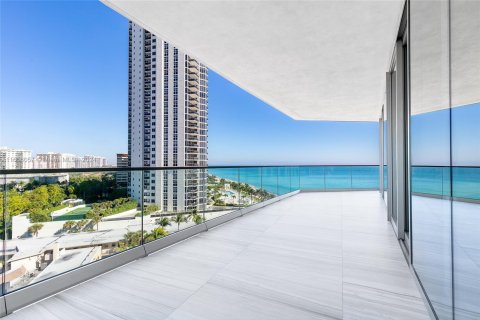 Condominio en venta en Sunny Isles Beach, Florida, 4 dormitorios, 281.77 m2 № 1356820 - foto 30