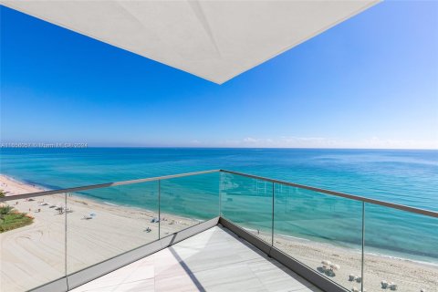 Condominio en venta en Sunny Isles Beach, Florida, 4 dormitorios, 281.77 m2 № 1356820 - foto 27