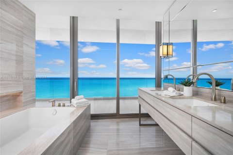 Copropriété à vendre à Sunny Isles Beach, Floride: 4 chambres, 281.77 m2 № 1356820 - photo 14