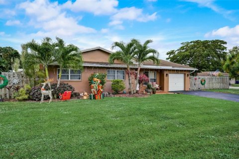 House in Fort Lauderdale, Florida 4 bedrooms, 155.33 sq.m. № 929160 - photo 4