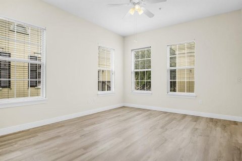 Touwnhouse à vendre à Orlando, Floride: 4 chambres, 290.69 m2 № 1313050 - photo 14