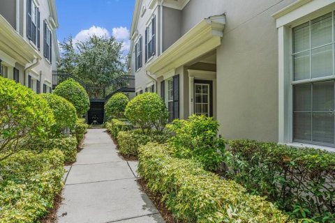 Touwnhouse à vendre à Orlando, Floride: 4 chambres, 290.69 m2 № 1313050 - photo 4