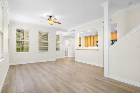 Touwnhouse à vendre à Orlando, Floride: 4 chambres, 290.69 m2 № 1313050 - photo 6