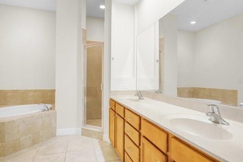 Touwnhouse à vendre à Orlando, Floride: 4 chambres, 290.69 m2 № 1313050 - photo 16